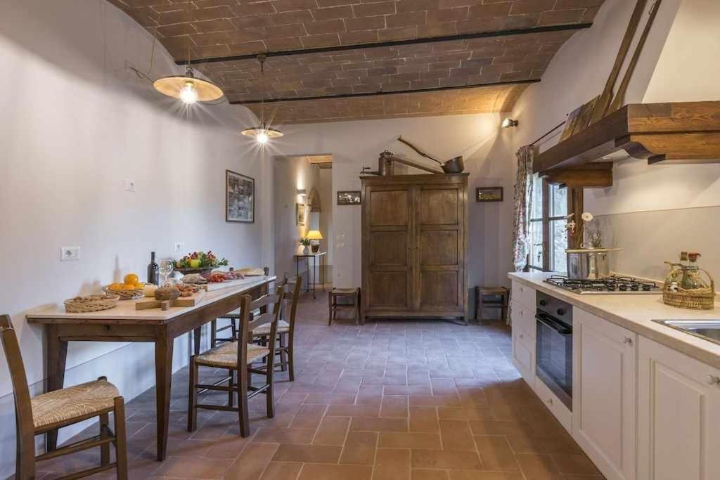 Villa I Cipressini Piscina Riscaldata Spa Toscana بيينْسا المظهر الخارجي الصورة